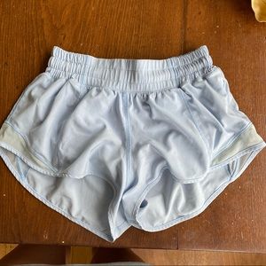 LIKE NEW Lululemon Hotty Hot Short (2)